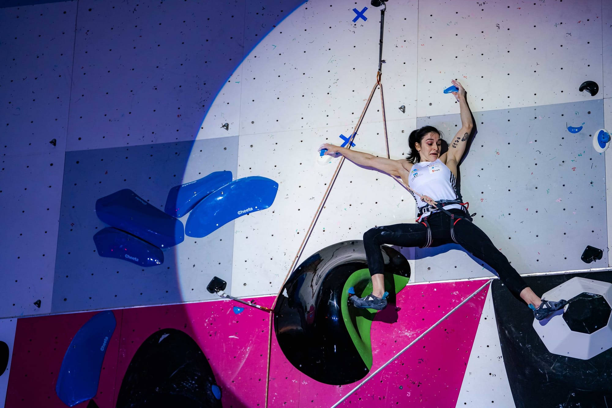 Mia Krampl executing the ‘spin move’ on the women’s lead route.